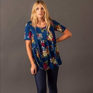 Agnes & Dora Muse Top Navy & Gold Floral Silky Cottagecore New With Tags